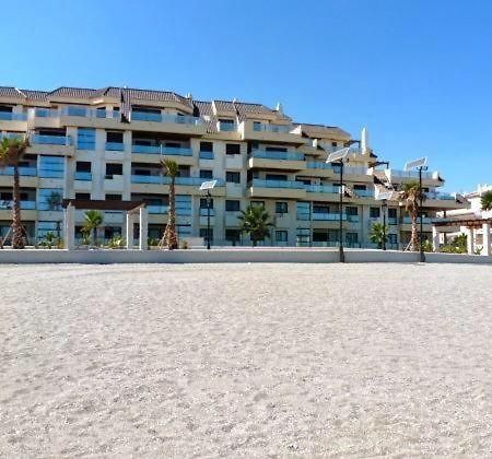 Marina Del Castillo, Duquesa Beachfront Apartment Manilva Extérieur photo