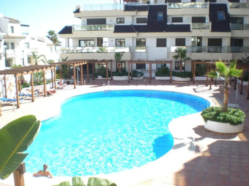 Marina Del Castillo, Duquesa Beachfront Apartment Manilva Extérieur photo