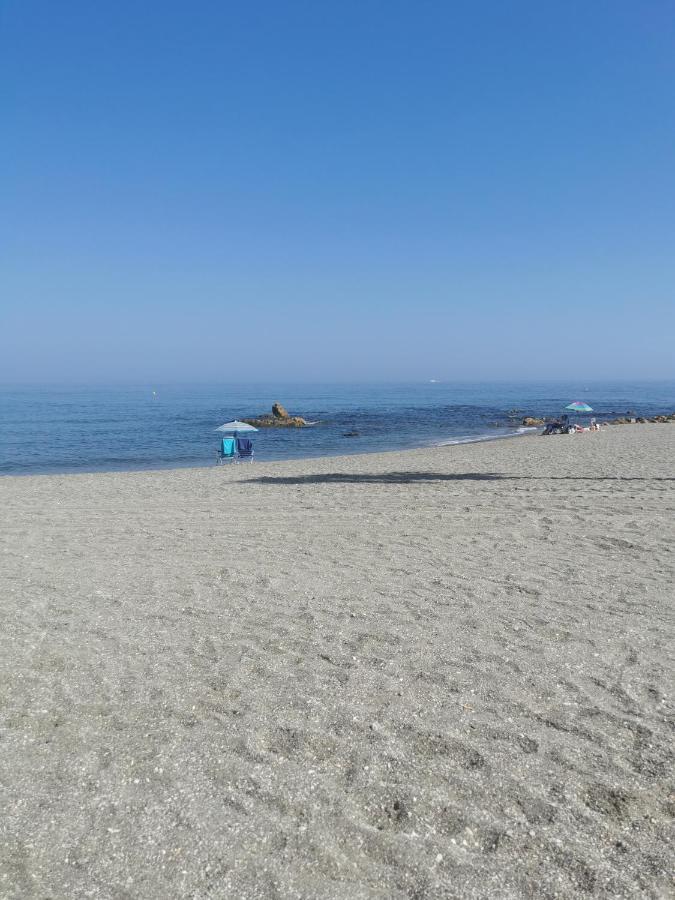 Marina Del Castillo, Duquesa Beachfront Apartment Manilva Extérieur photo