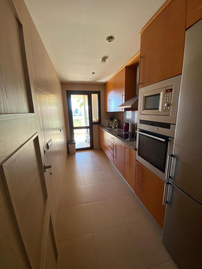 Marina Del Castillo, Duquesa Beachfront Apartment Manilva Extérieur photo